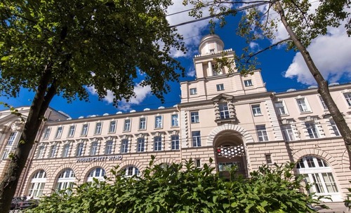 Petersburski Państwowy Badawczy Uniwersytet Technologii Informacyjnych, Mechaniki i Optyki: międzynarodowa olimpiada dla uczniów w wieku szkolnym z matematyki i informatyki Petersburski Państwowy Badawczy Uniwersytet Technologii Informacyjnych, Mechaniki i Optyki: międzynarodowa olimpiada dla uczniów w wieku szkolnym z matematyki i informatyki