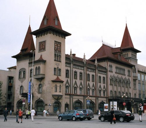 Saratowskie Konserwatorium Państwowe im. L. W. Sobinowa ogłasza nabór obywateli zagranicznych