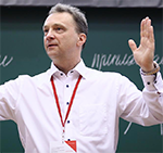 "Digital knowledge transfer"/ "Pobierz wiedzę"